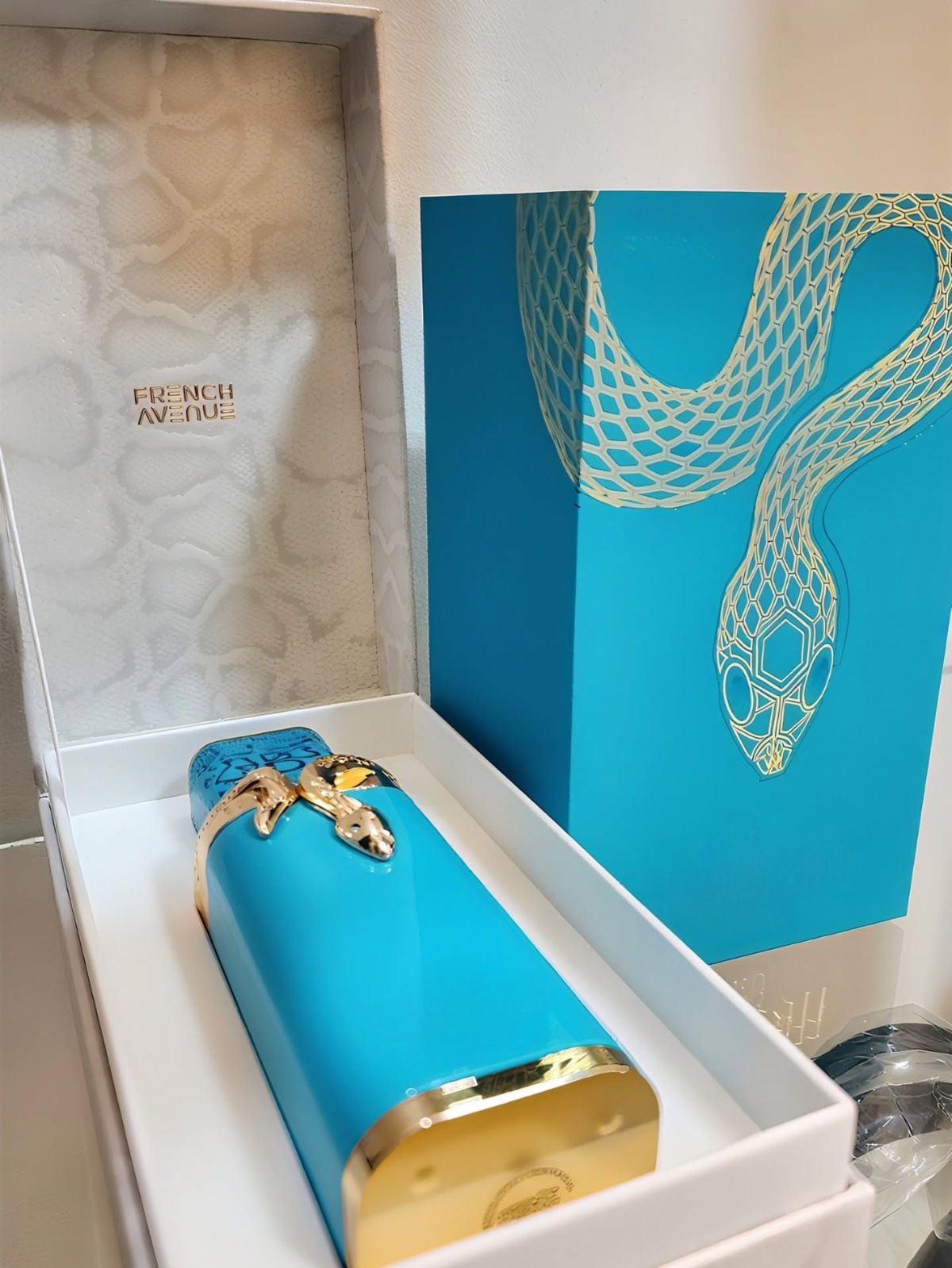 عطر فرنش بوليفارد من الغسق حتى - مراجعة Home Bar Accessories وسعره